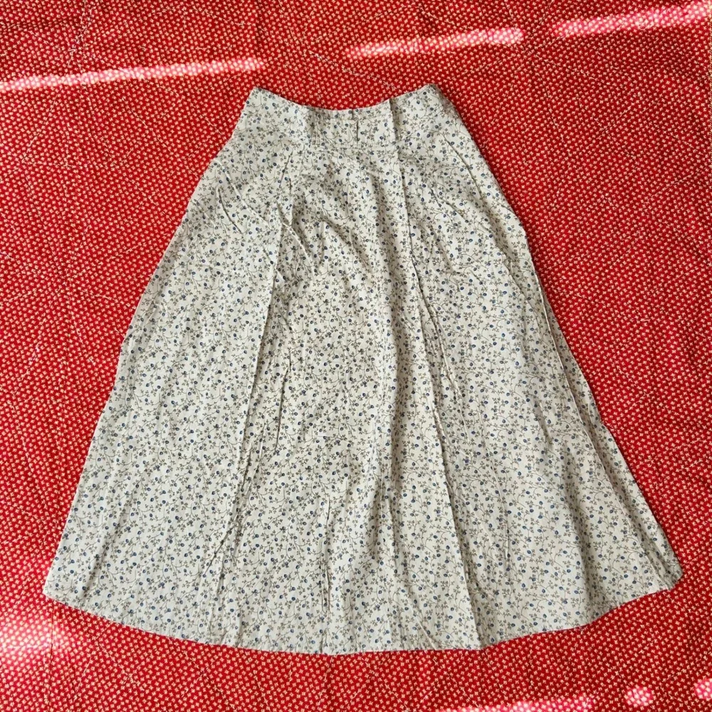 Vintage 70s Floral Midi Skirt Cream Blue Twee Coquette A-Line High Waist